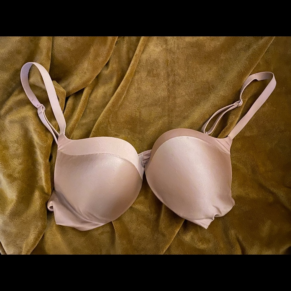 VICTORIA’S SECRET - VERY SEXY PUSH-UP - Padded Bra 34B / NUDE